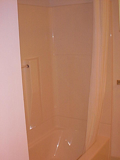 Shower Stall.JPG - 35429 Bytes
